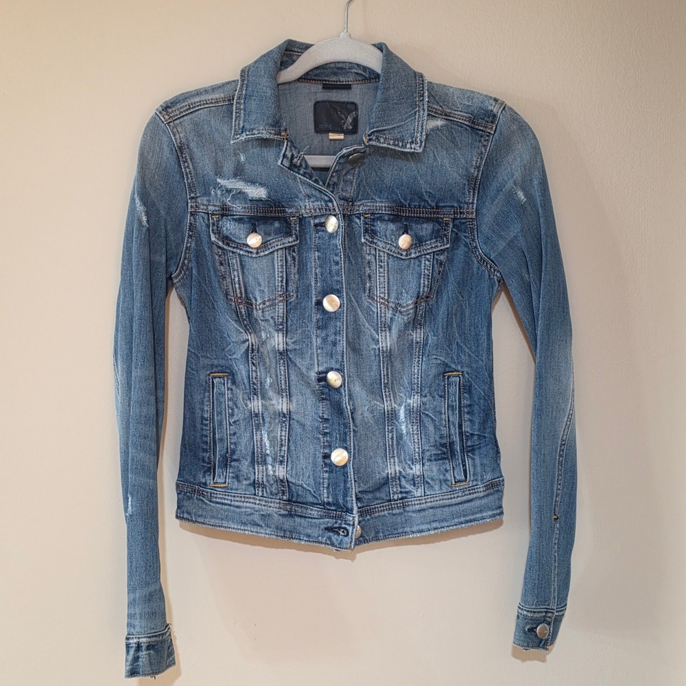 American Eagle Denim Jacket Womens Medium Blue Excellent Distressed Trucker